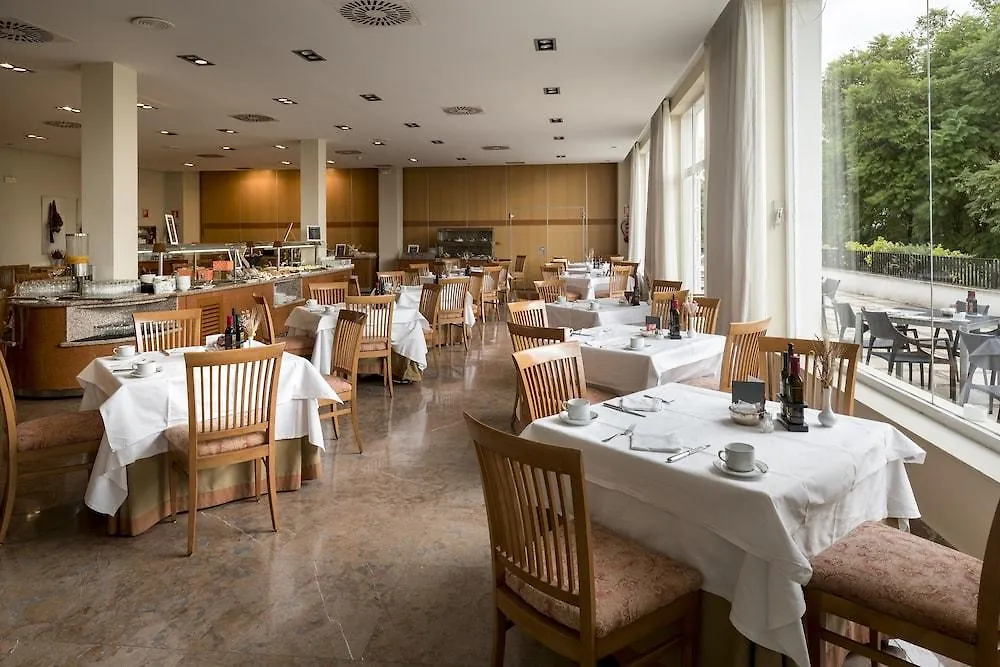 Hotel Parador De Cordoba